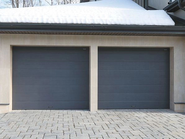 Cекционные ворота 3700х2250 мм антрацитовые DoorHan RSD02, ekaterinburg.doorhan.ru